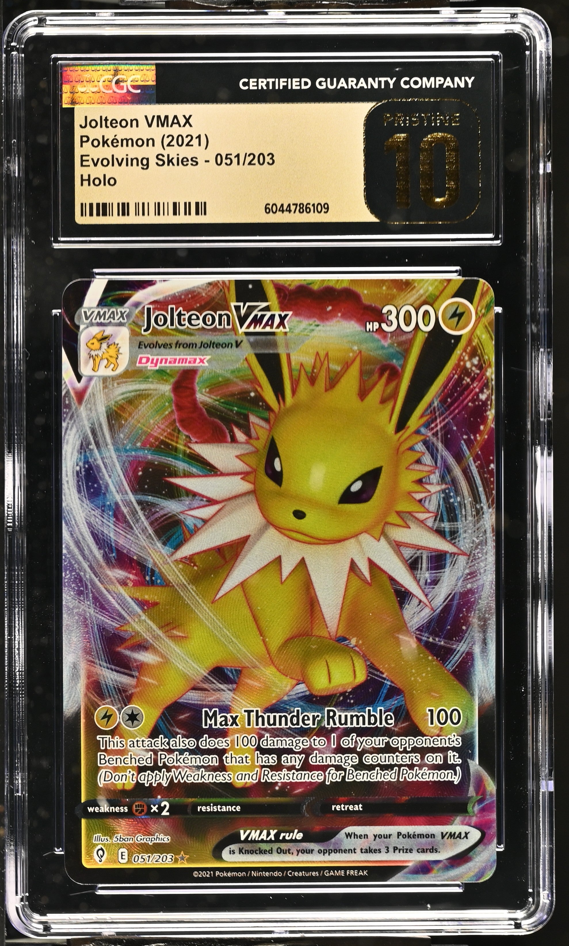 Jolteon Vmax Holo Holo Evolving Skies 051/203 NM CGC 10
