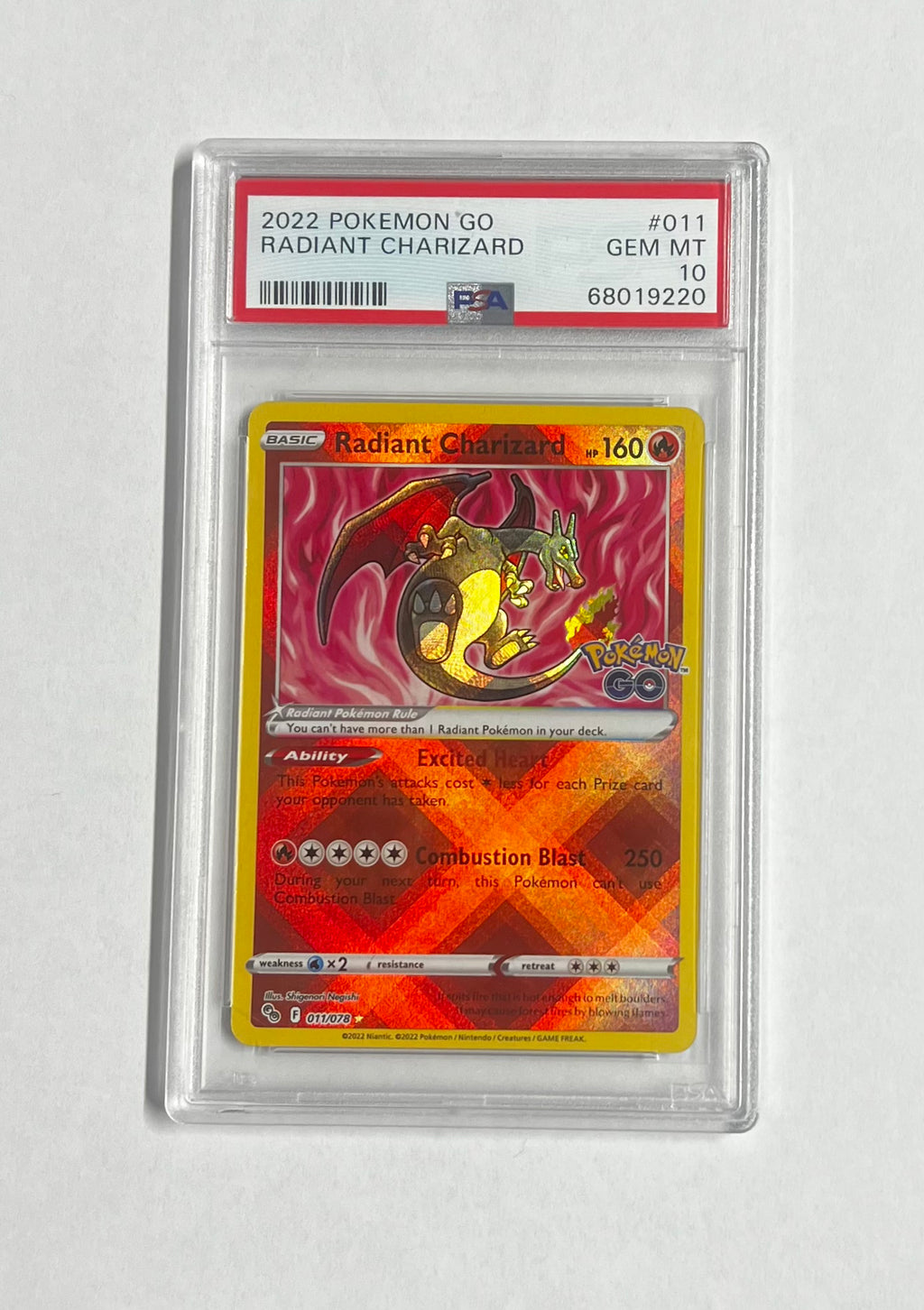 RADIANT CHARIZARD 2022 POKEMON GO PSA GEM MT 10